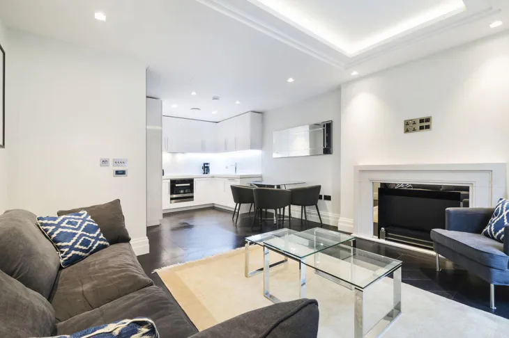 Flat Strand in City of Westminster
