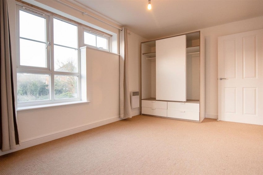 Flat Oxford Street in Wellingborough