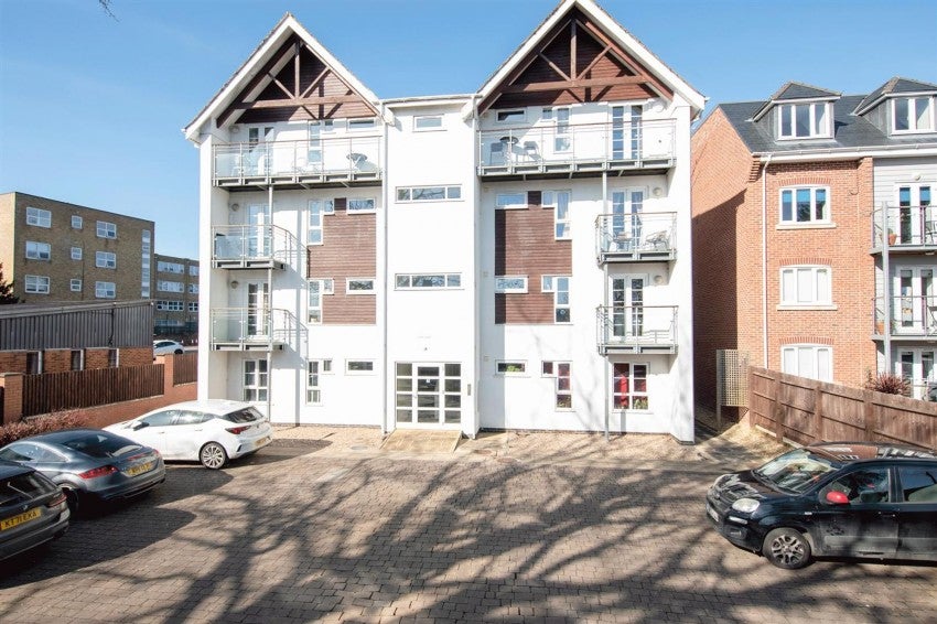 Flat Oxford Street in Wellingborough