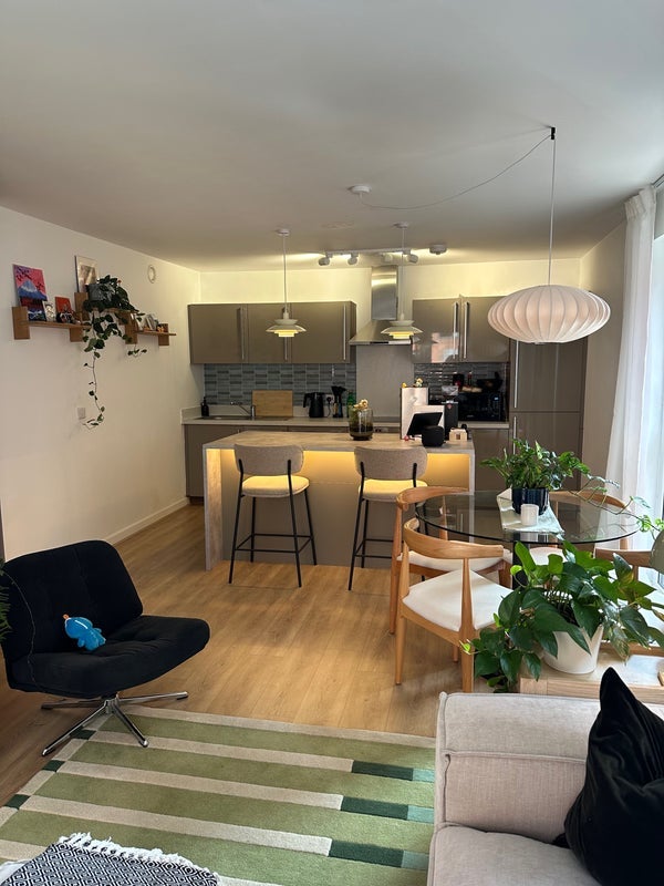 Room Sillavan Way in Salford
