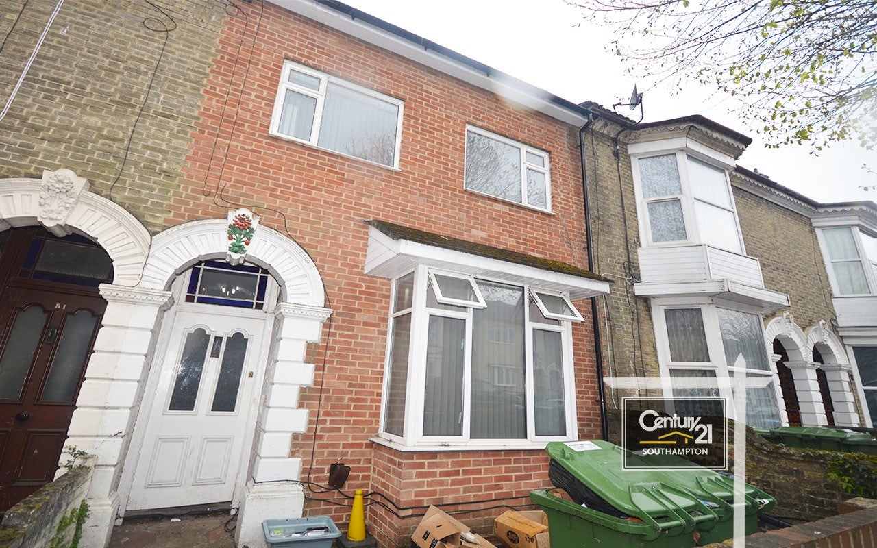 House Cranbury Avenue in Southampton