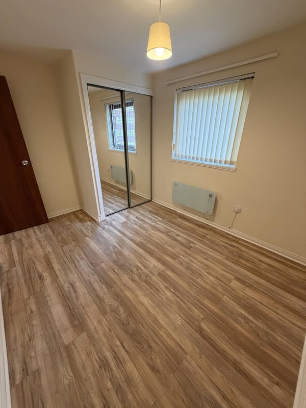 Flat Leyden Court in Glasgow