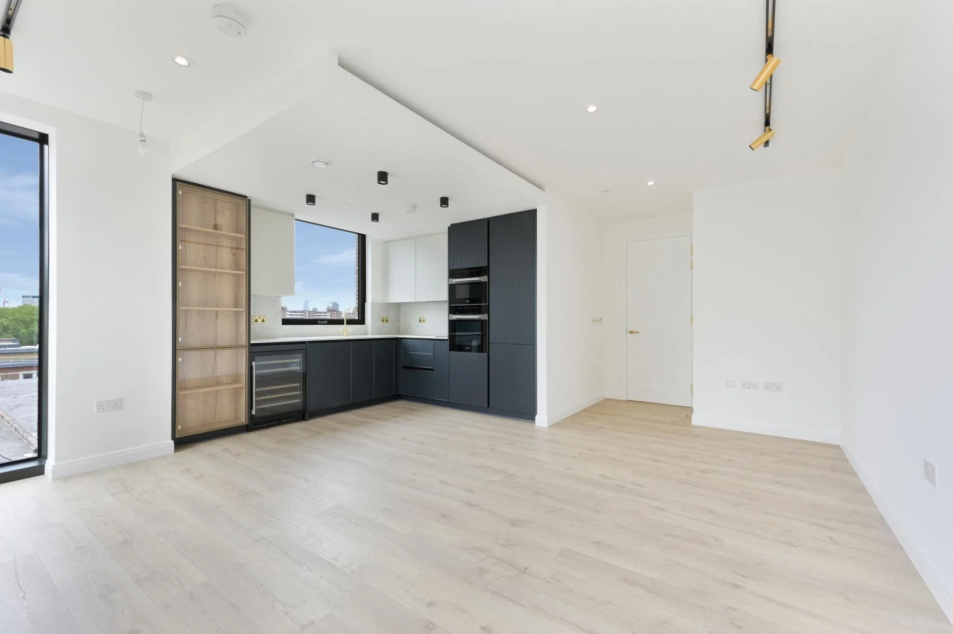 Flat Dingley Road in Greater London