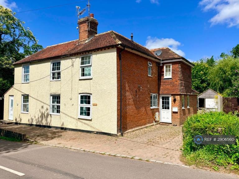 House Clayhill in Rother