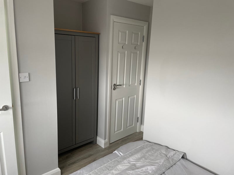 Room Sherwood Drive in Melton