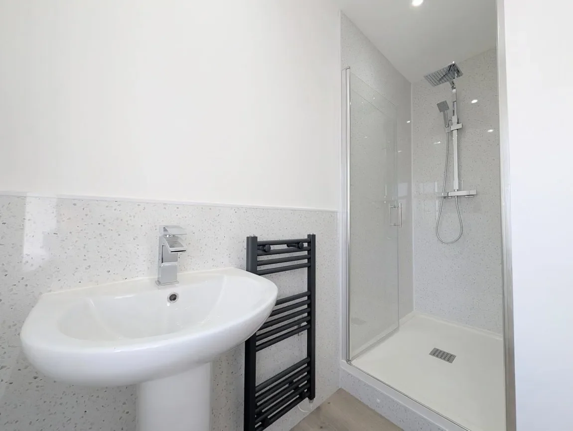 Flat Ranelagh Drive in Southport