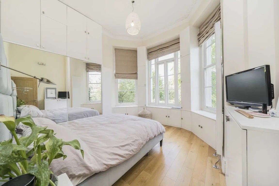 Flat Hamilton Terrace in City of Westminster