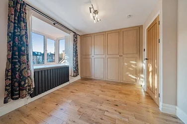 Flat Bowman Mews in Greater London