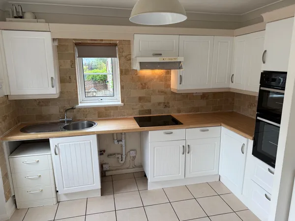 Flat Blenheim Court in Rother