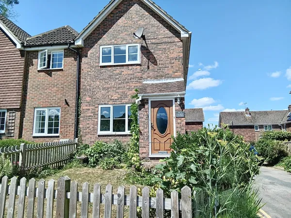 Flat Blenheim Court in Rother