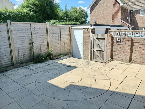 Flat Blenheim Court in Rother