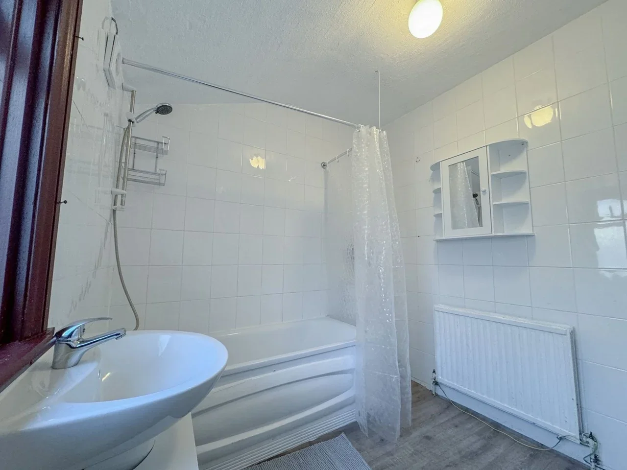 Room Holland Road in Greater London