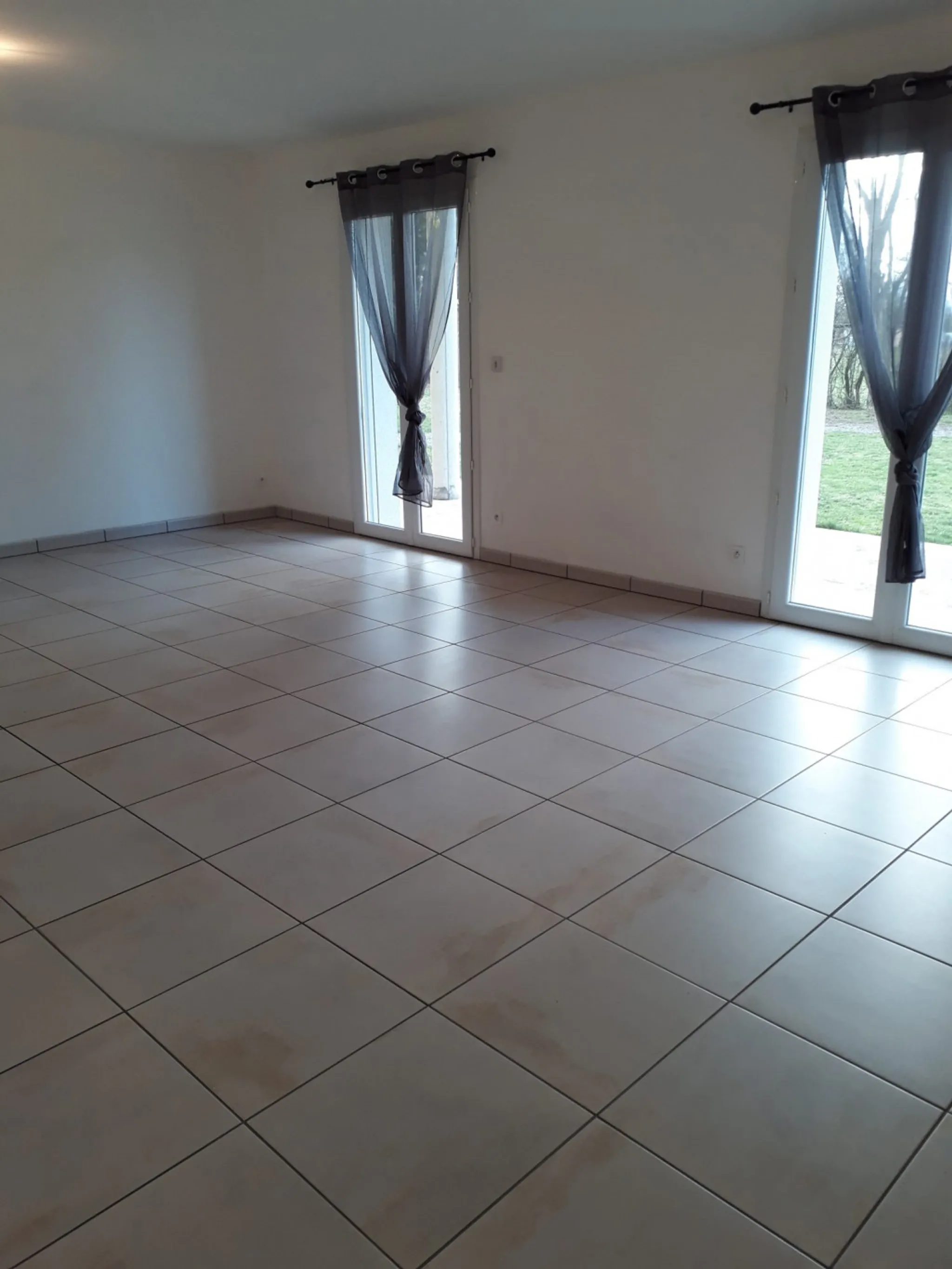 Appartement Rue du Rival à Montrond-les-Bains
