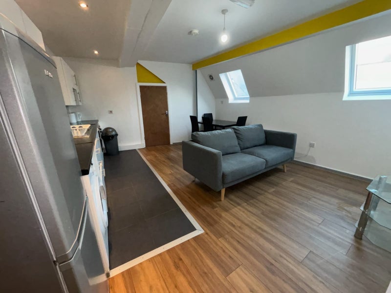 Room Oakfield Road in Sandwell