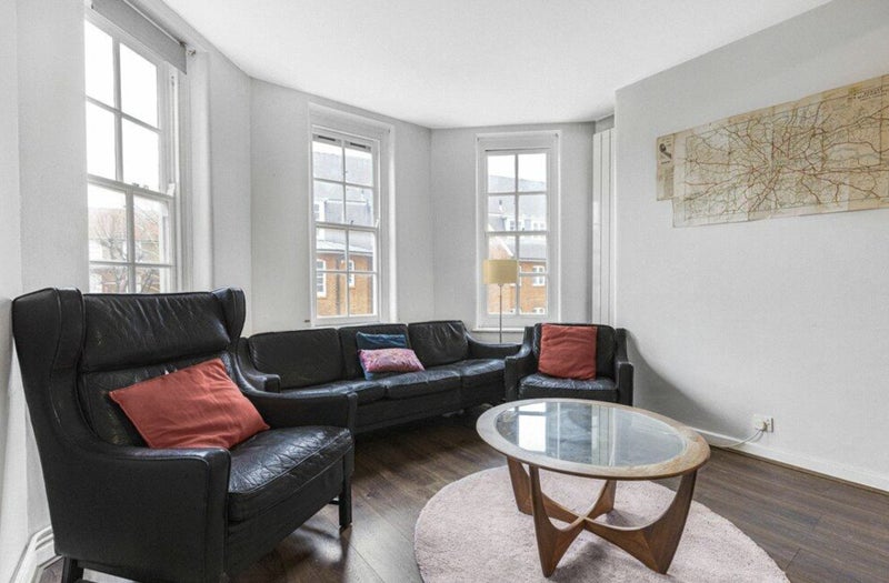 Room Club Row in Greater London