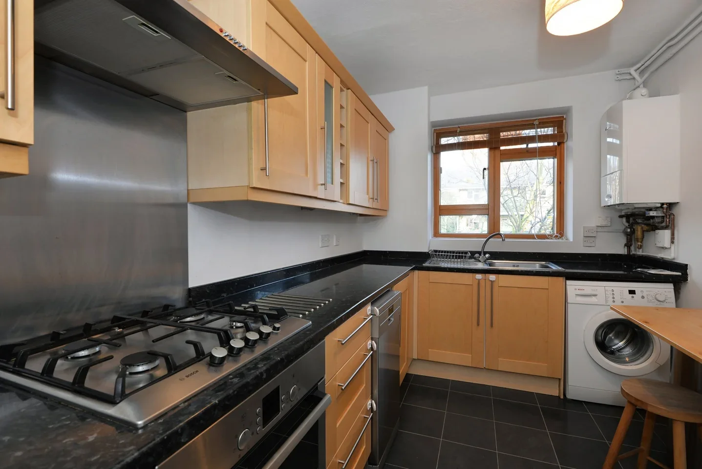 Flat Wakefield Street in Greater London