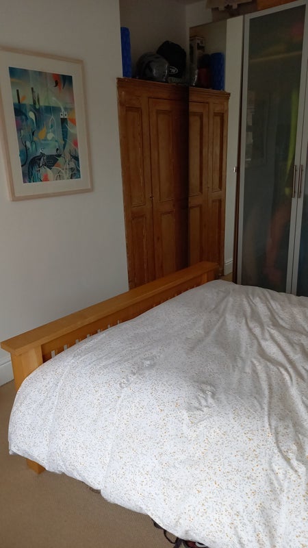 Room Elvaston Road in Bristol