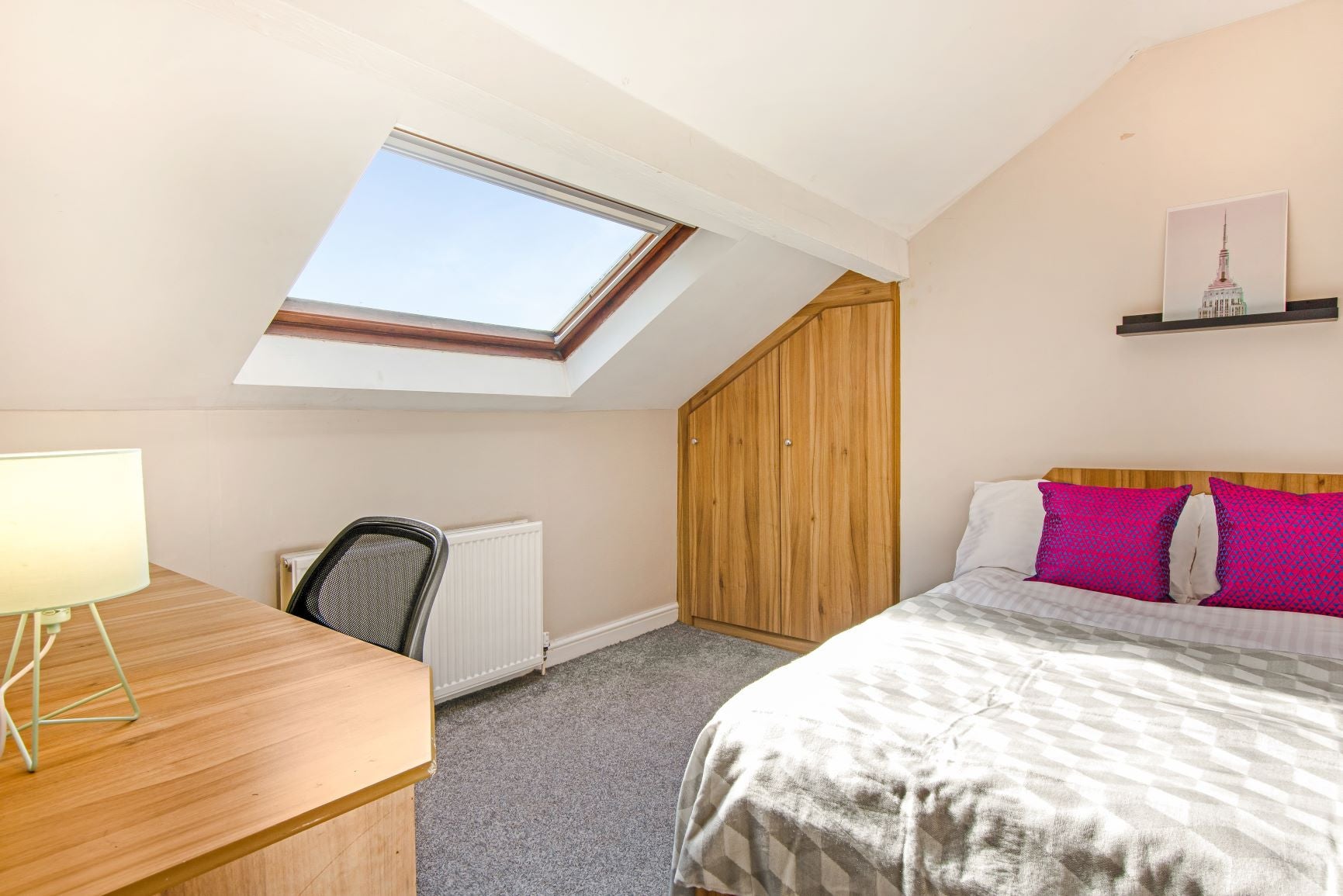 Flat Winstanley Terrace in Leeds