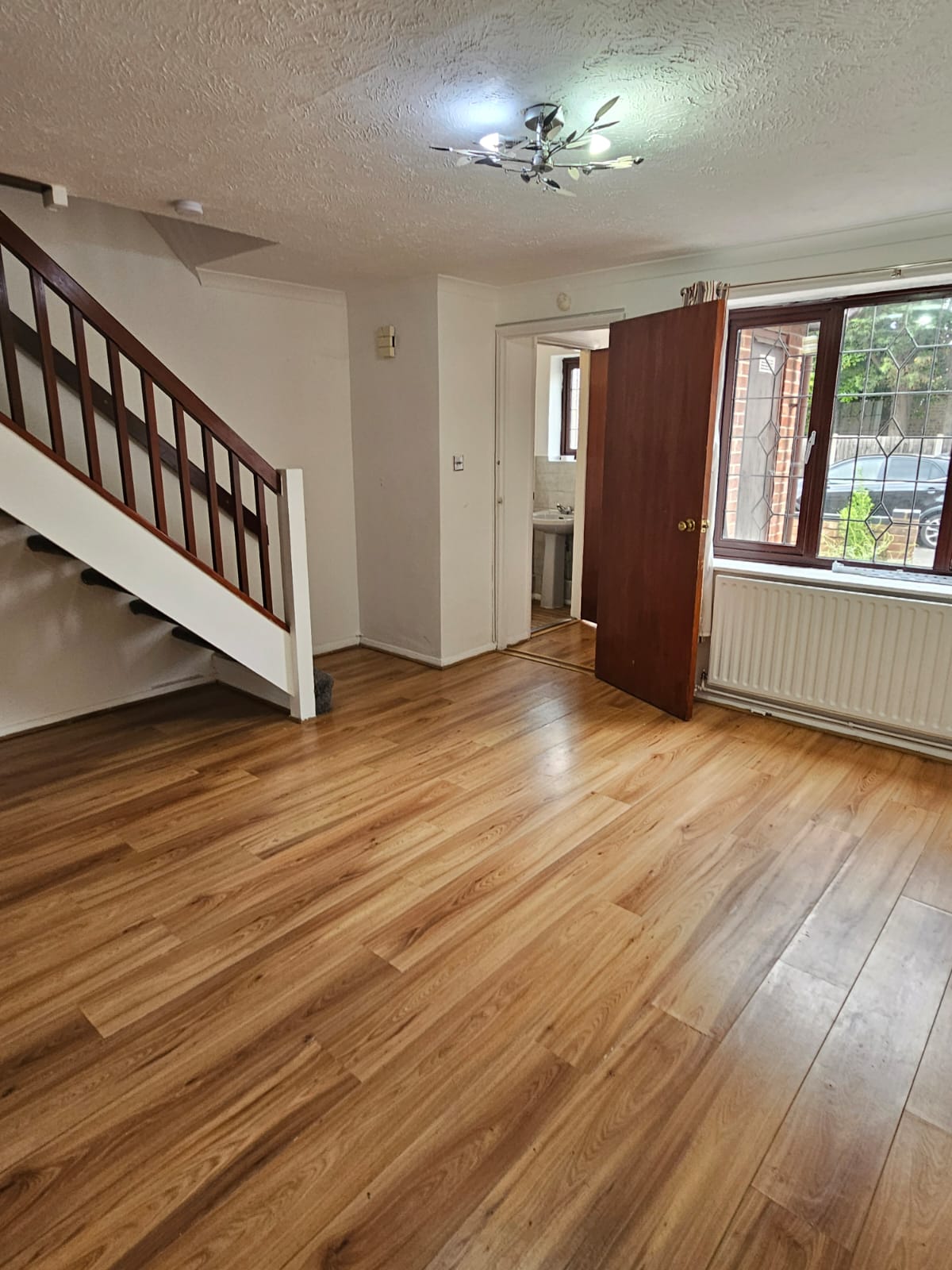 House Crystal Way in Greater London