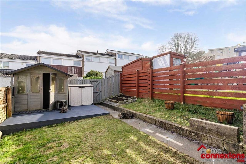 Room Owen Avenue in East Kilbride