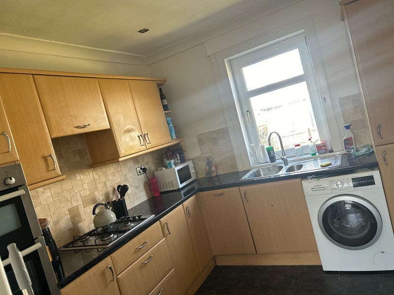 Flat Baldric Road in Glasgow