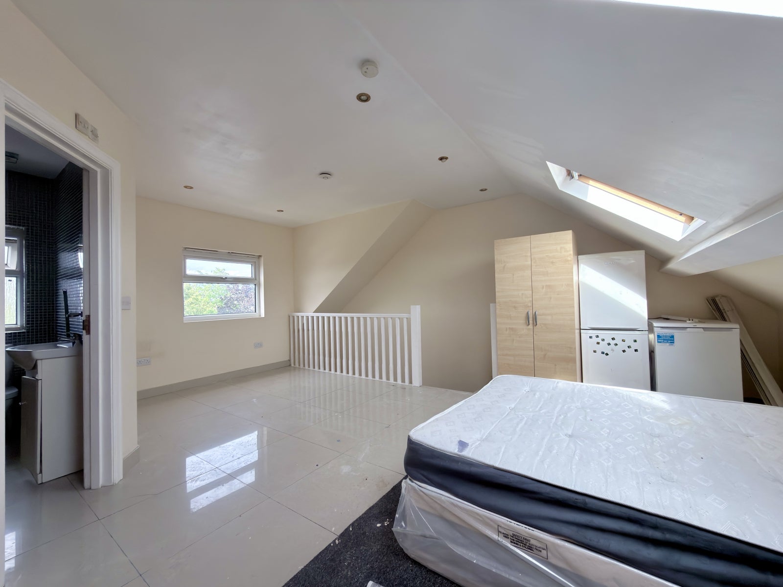 Flat Northborough Road in Greater London