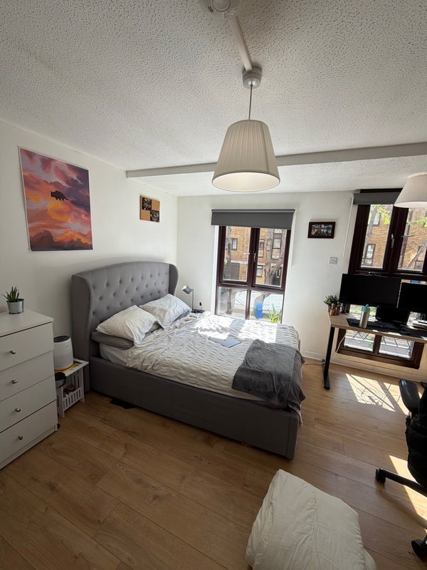 Room Brunswick Quay in Greater London