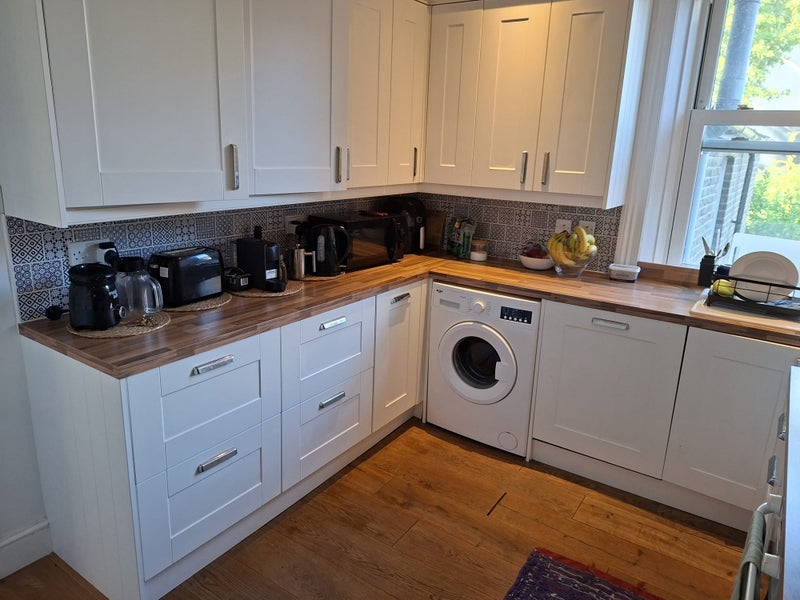 Room Brook Drive in Greater London