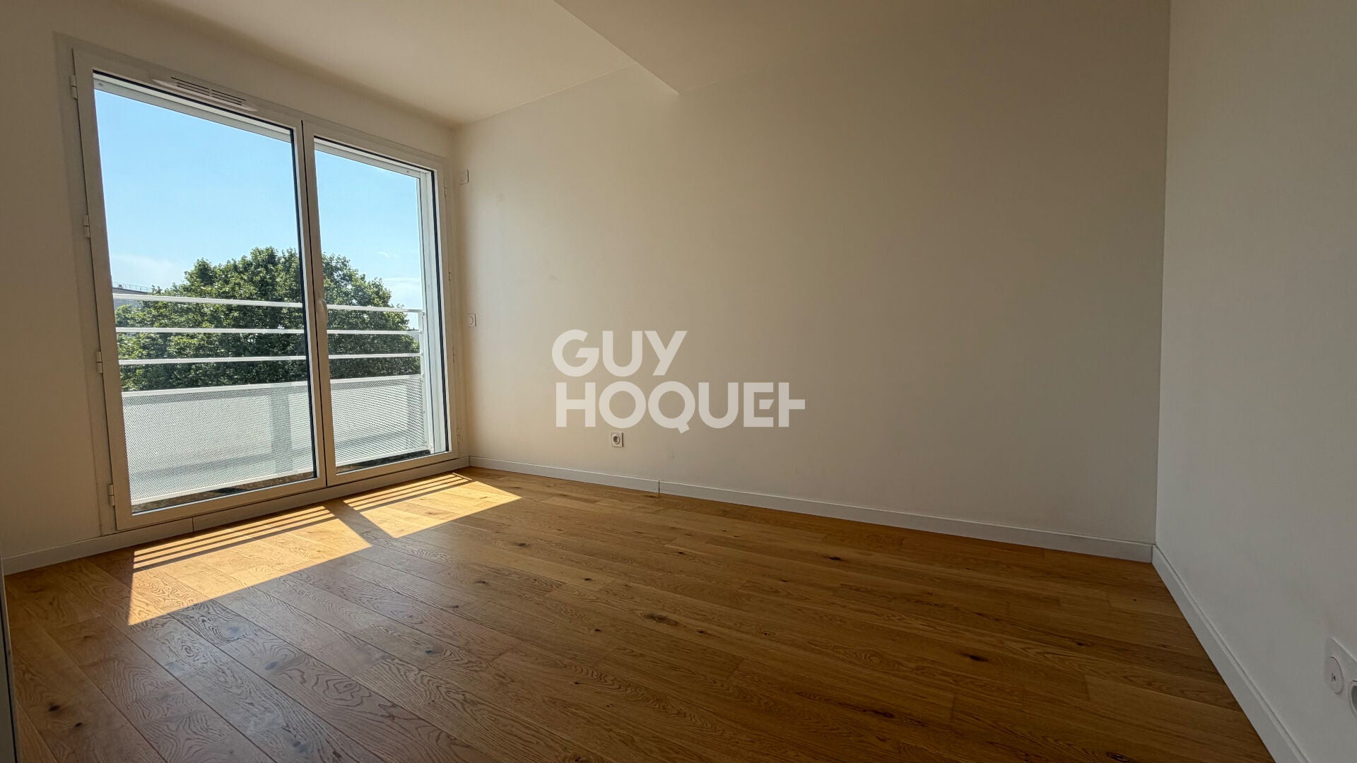 Flat Rue Barbara in Pantin