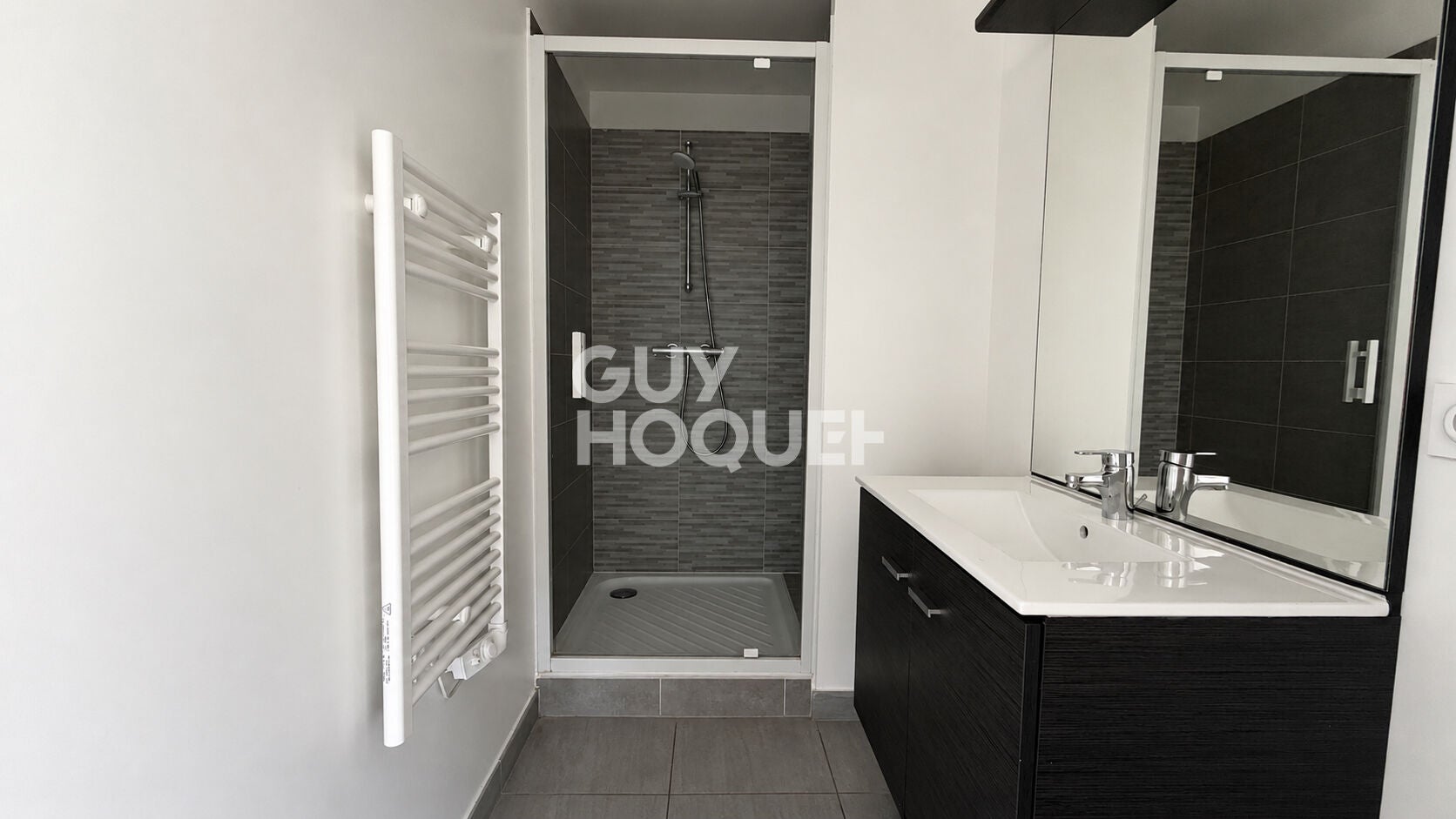 Flat Rue Barbara in Pantin