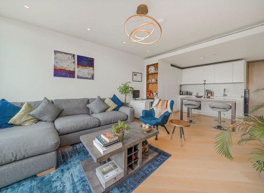 Flat Wood Crescent in Greater London