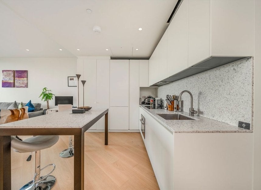Flat Wood Crescent in Greater London