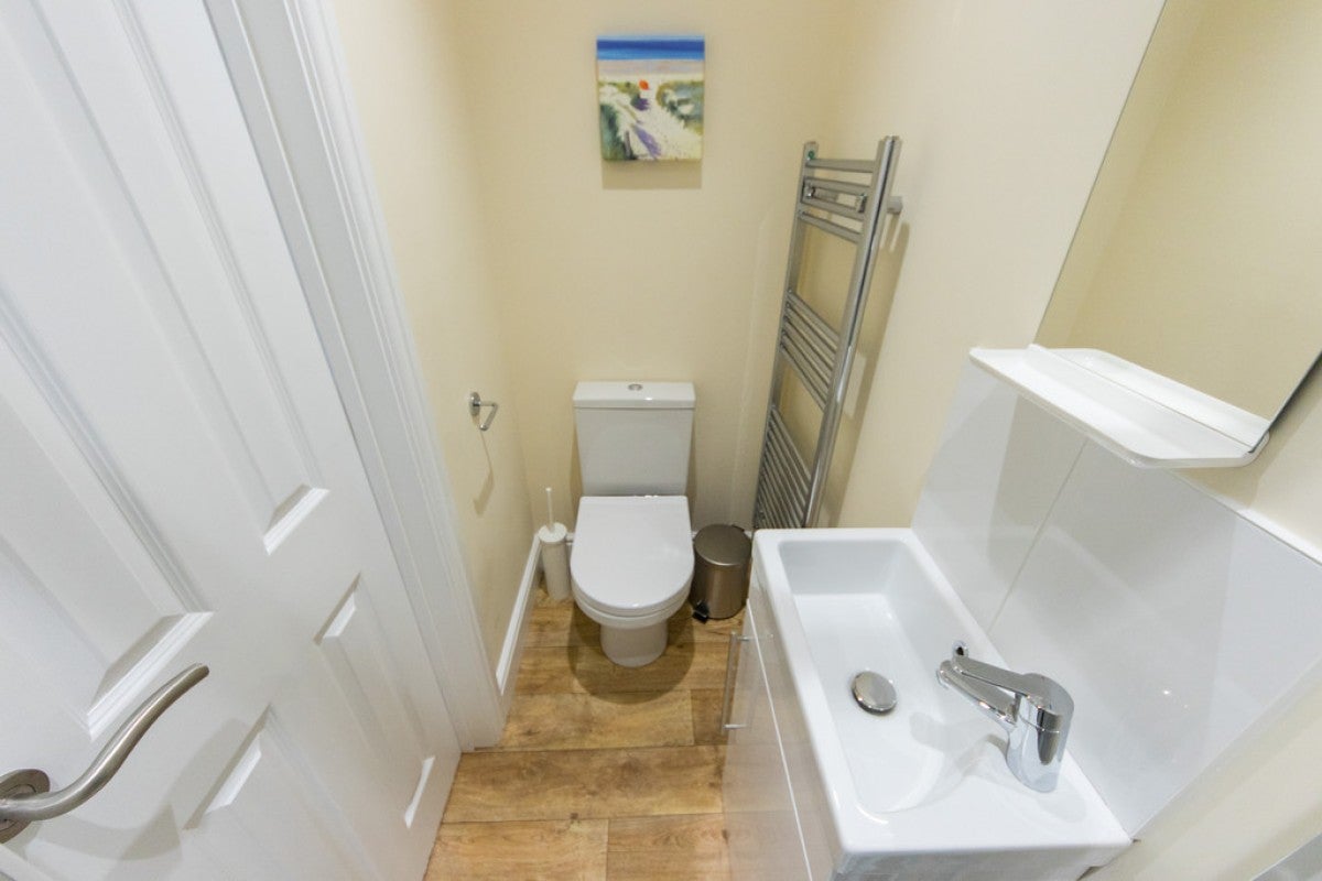 Room Caversham Road in Reading