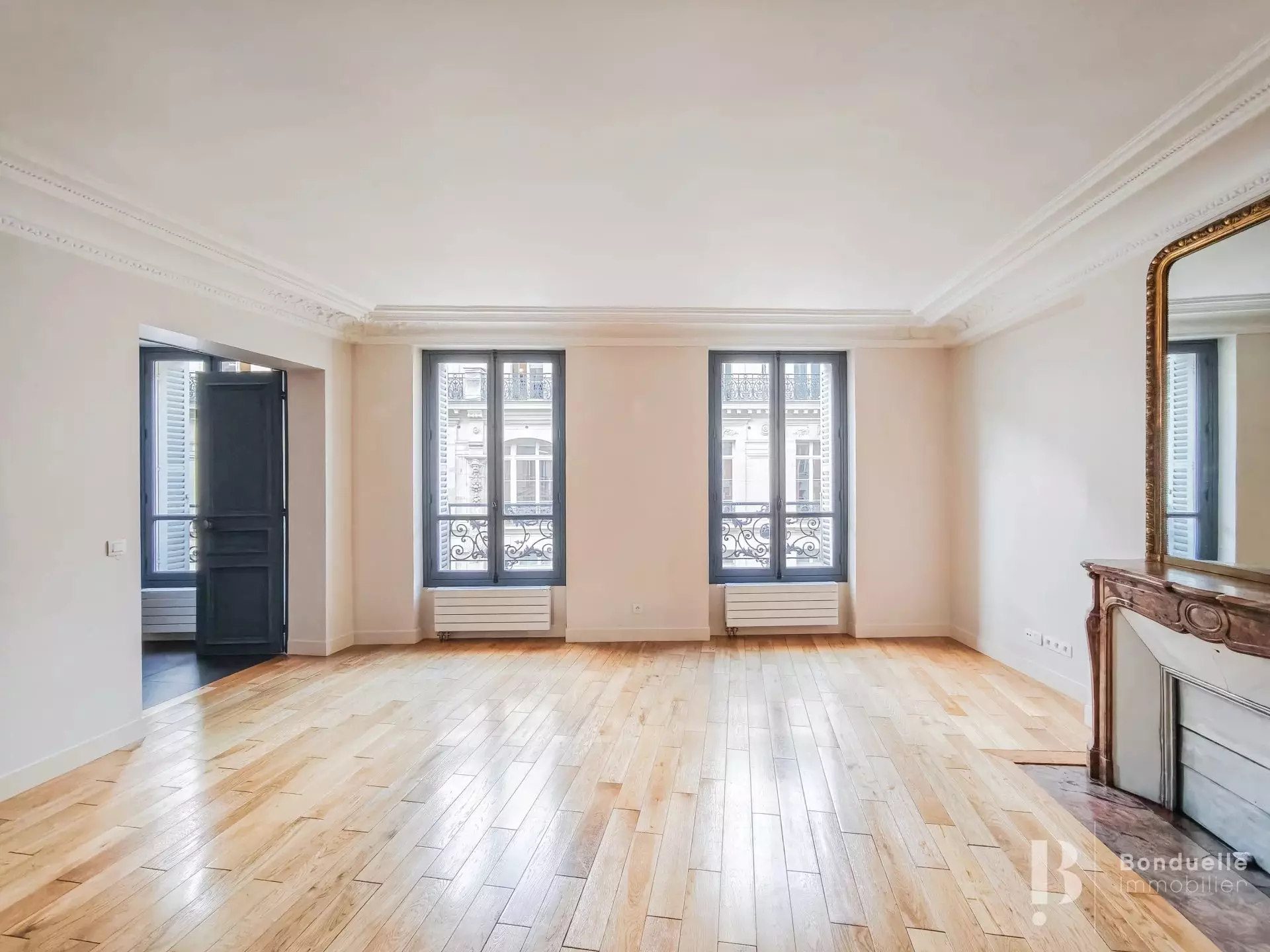 Flat Rue de la Folie-Méricourt in Paris