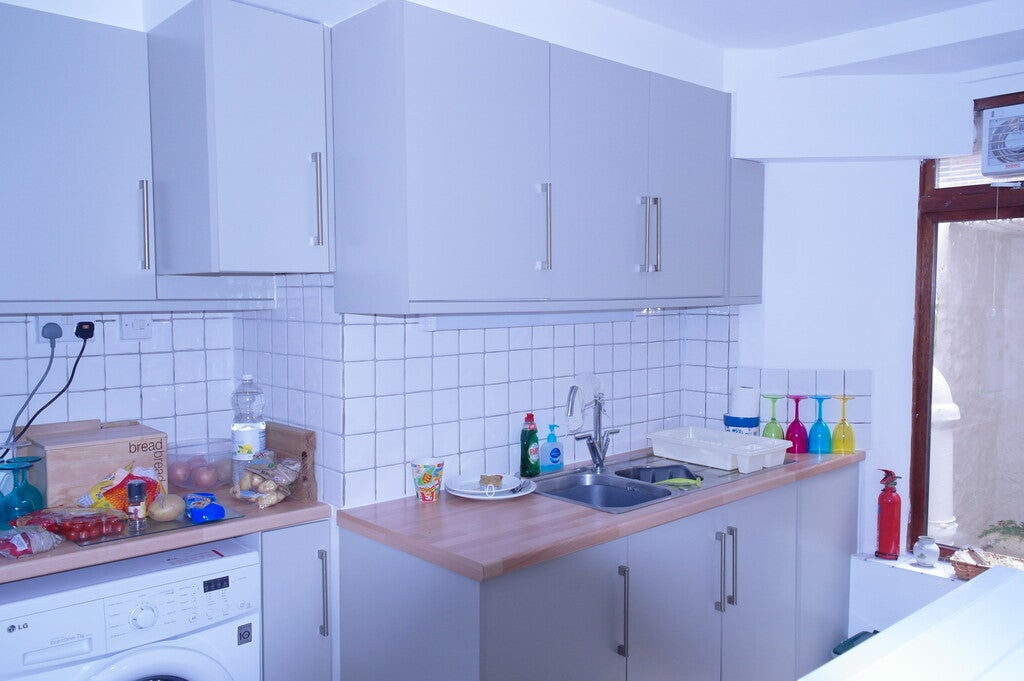 Flat Hermosa Road in Teignbridge