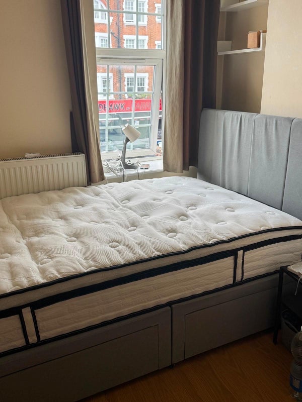 Room Goldhawk Road in Greater London