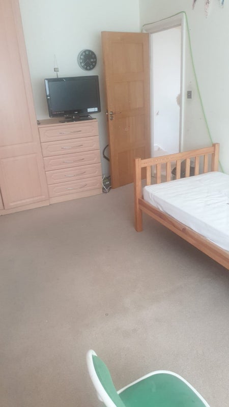 Room Montpelier Rise in Greater London