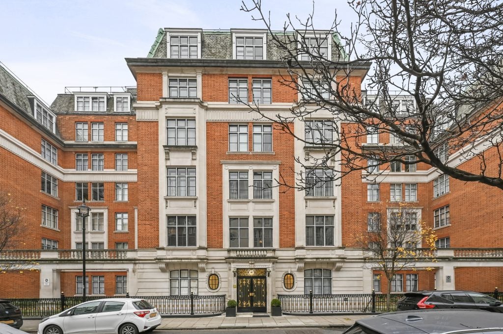 Flat Hallam Street in City of Westminster