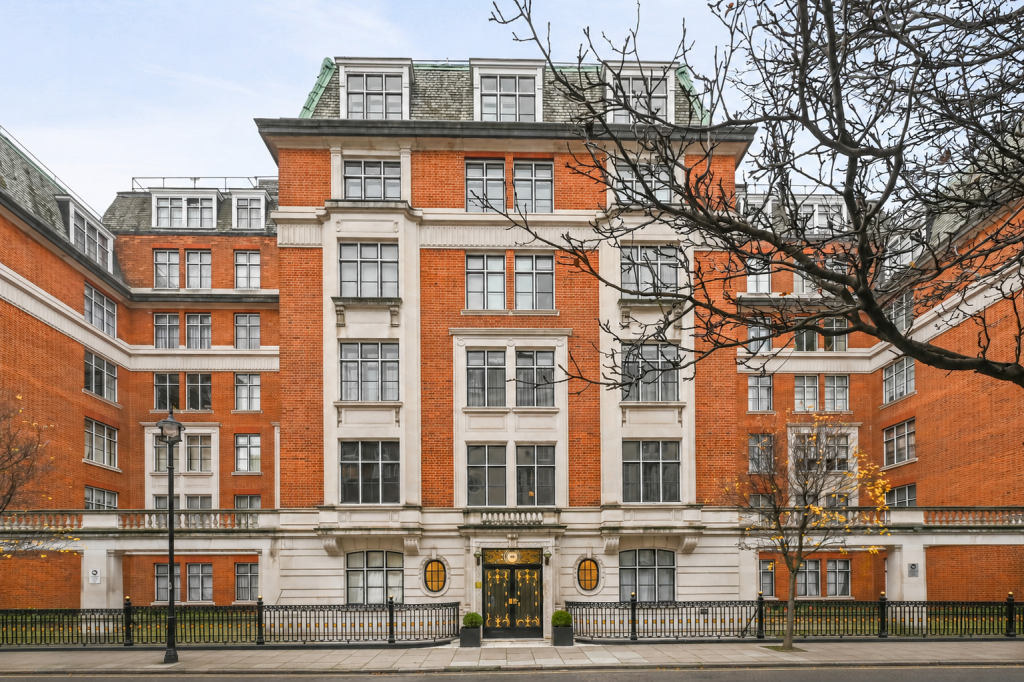 Flat Hallam Street in City of Westminster
