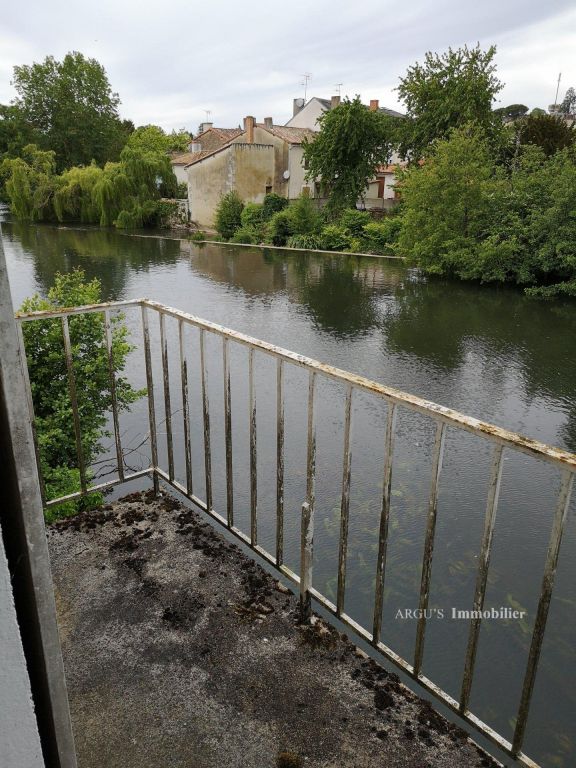 Appartement D 7 à Saint-Pierre-d'Exideuil