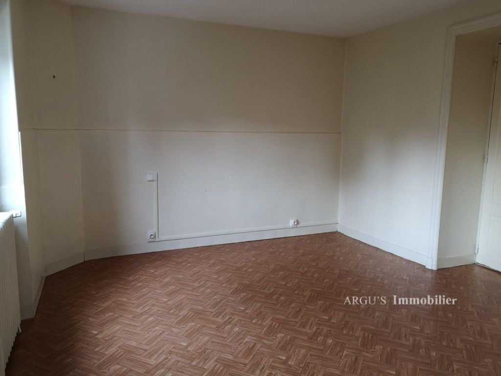 Appartement D 7 à Saint-Pierre-d'Exideuil