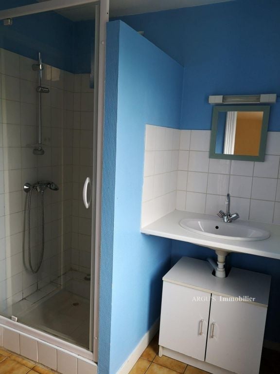 Appartement D 7 à Saint-Pierre-d'Exideuil