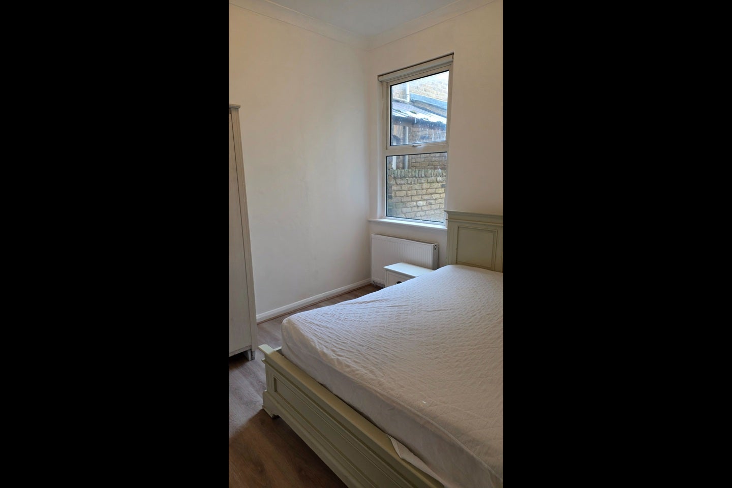 Room Hamilton Road in Greater London