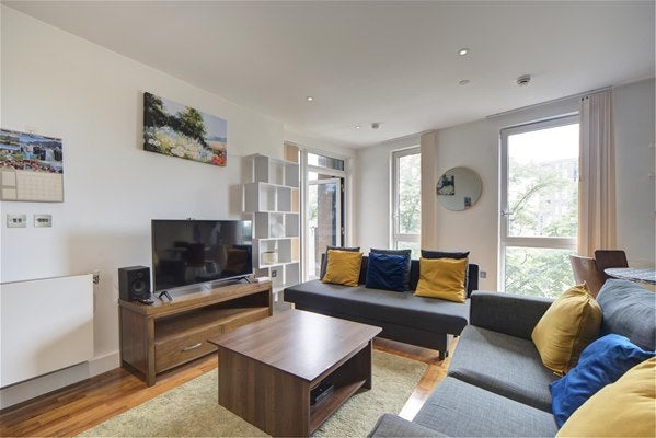 Flat Norman Road in Greater London