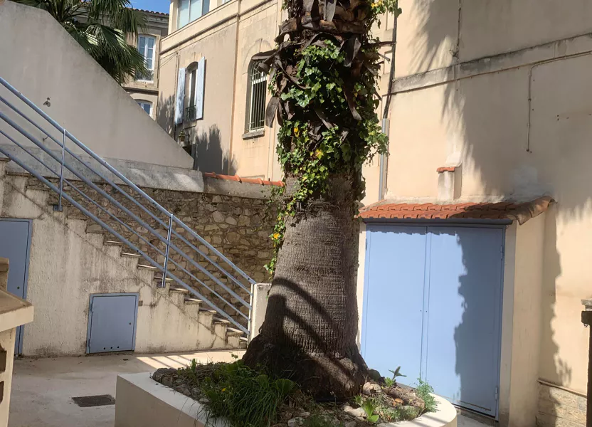 Appartement Avenue du Mont Duplan à Nîmes