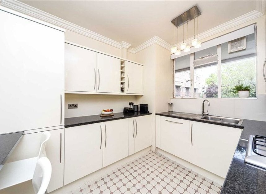Flat Edgware Road in City of Westminster
