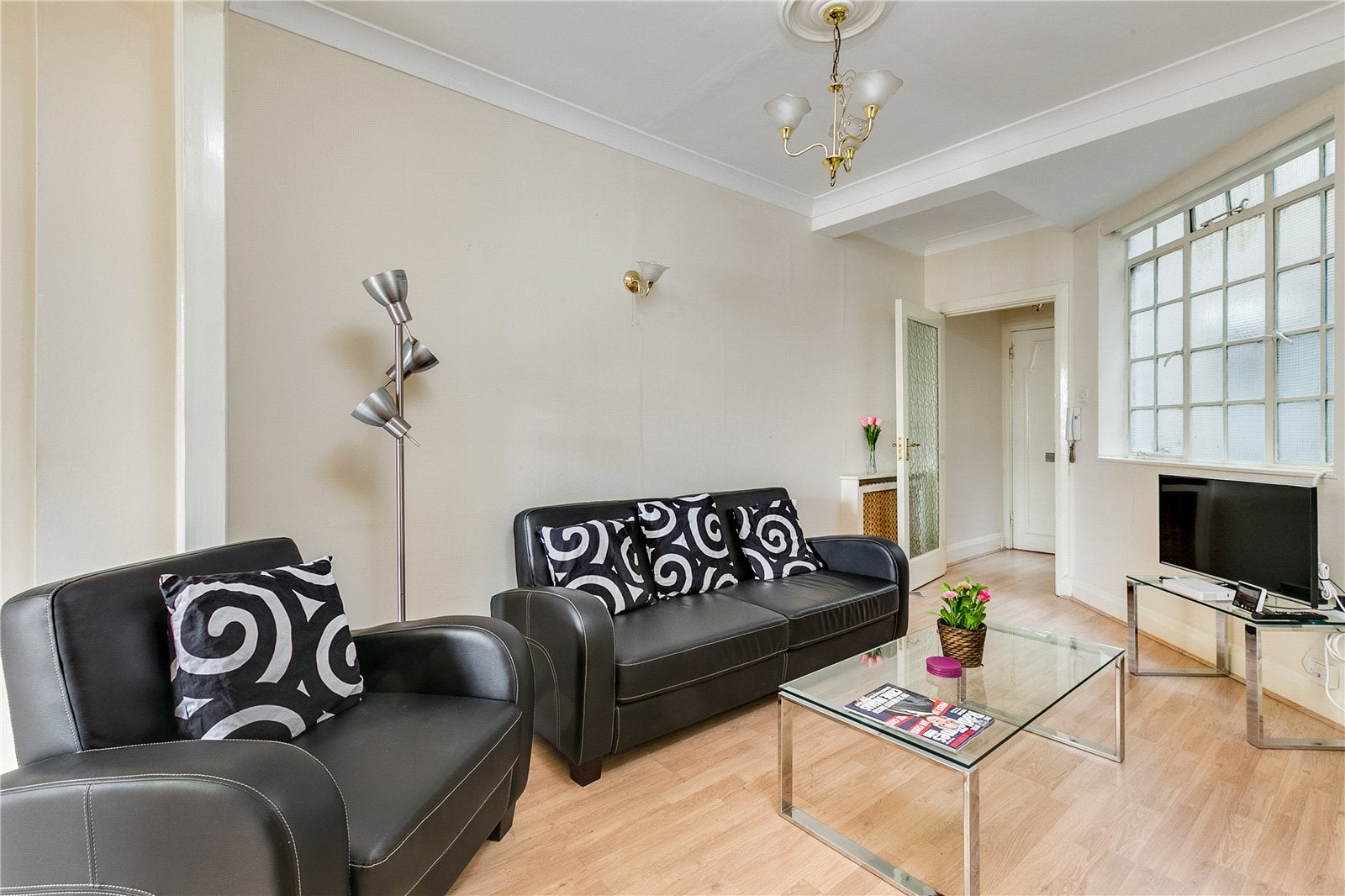 Flat Huntsworth Mews North in City of Westminster