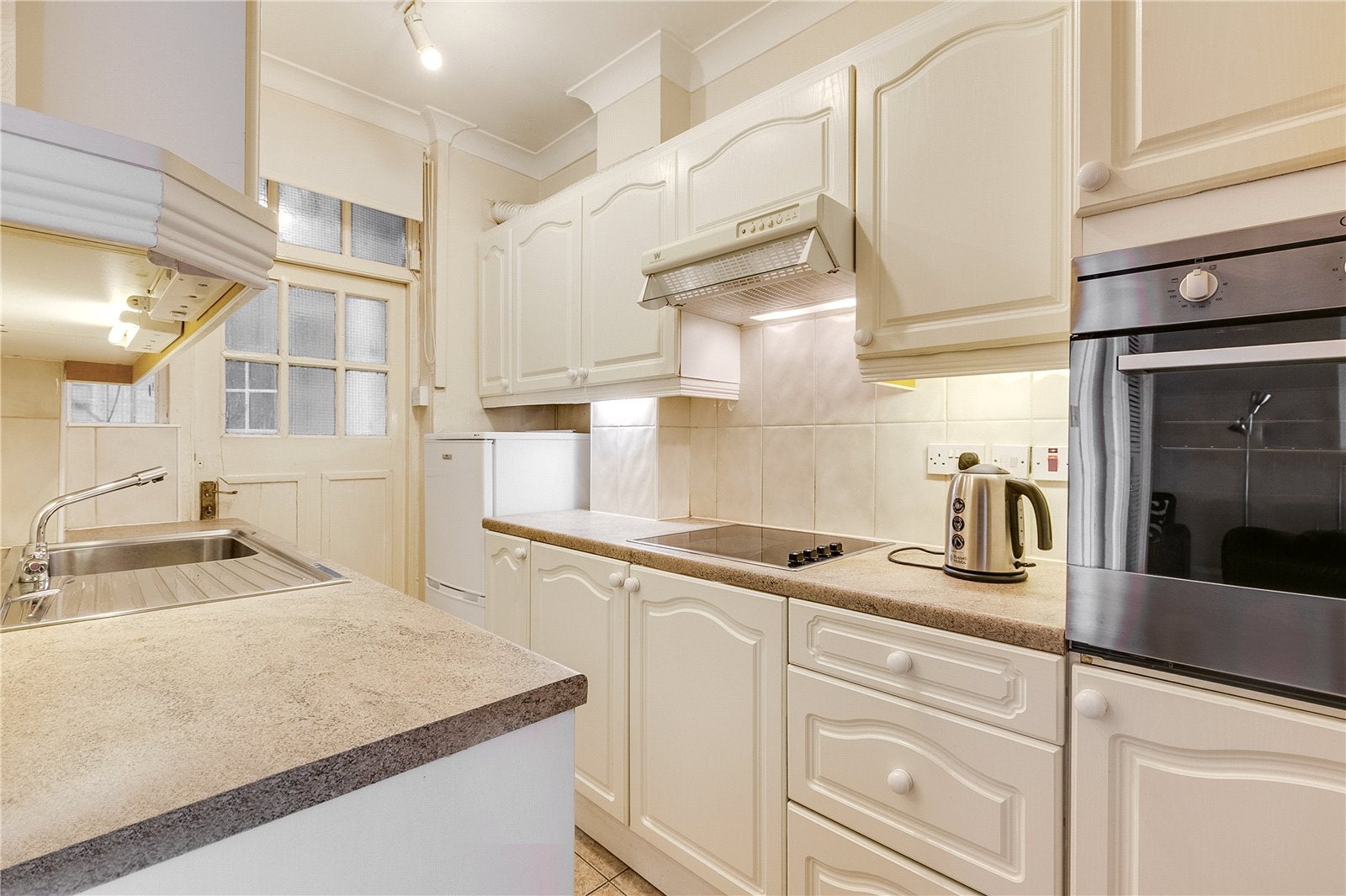 Flat Huntsworth Mews North in City of Westminster