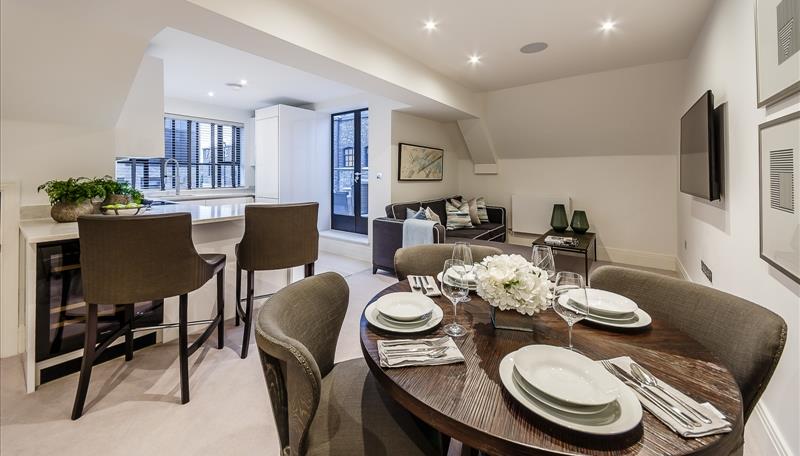 Flat Rainville Road in Greater London