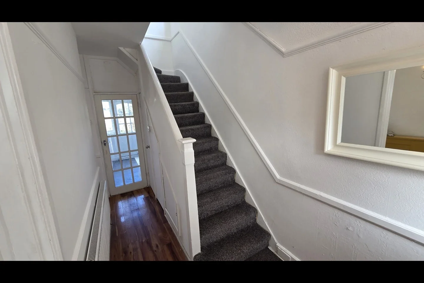House Larkshall Road in Greater London